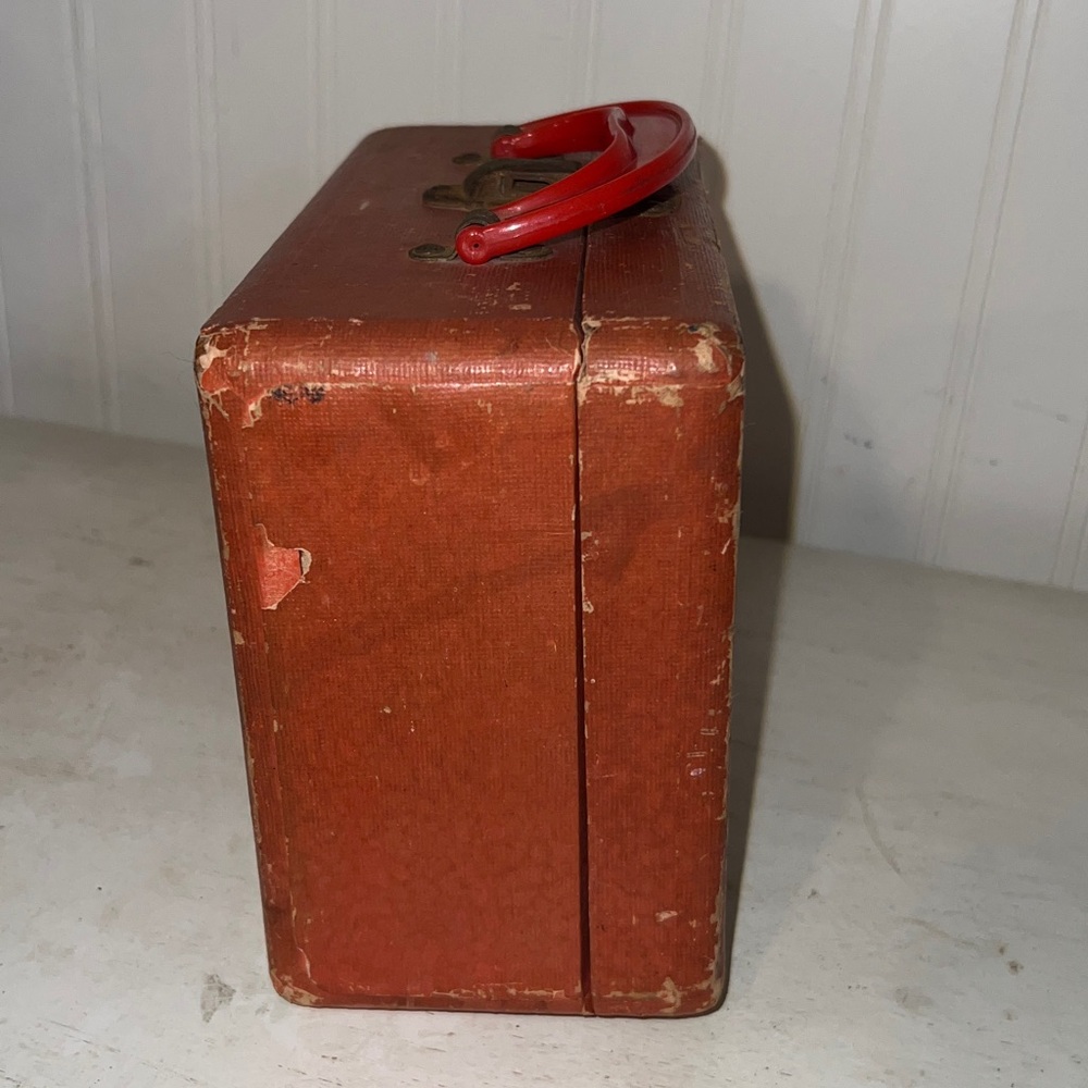 40s Walt Disney Productions WDP Mickey Donald Bambi wood & lucite carrying case - Picture 3 of 7